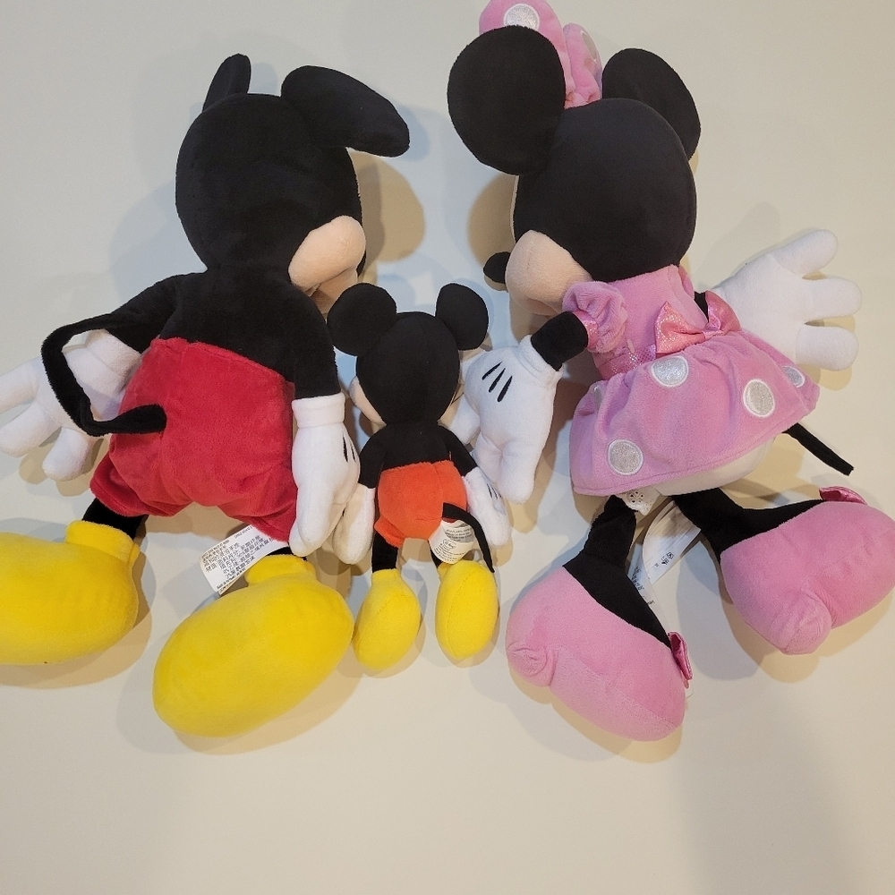 Disney Mickey and Minnie Mouse Plush Toy Set - Picture 4 of 7